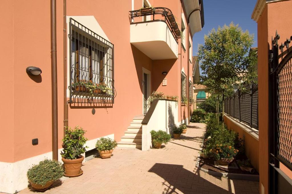 Appartamenti Villa Anna Melegnano Εξωτερικό φωτογραφία